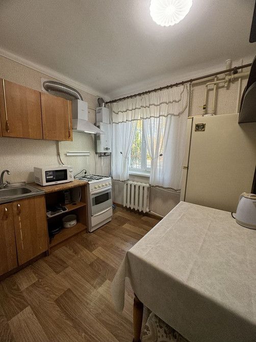 Аренда 1 ком кв, в Р-не Восхода ( ул Соборности ) Кривий Ріг - зображення 2