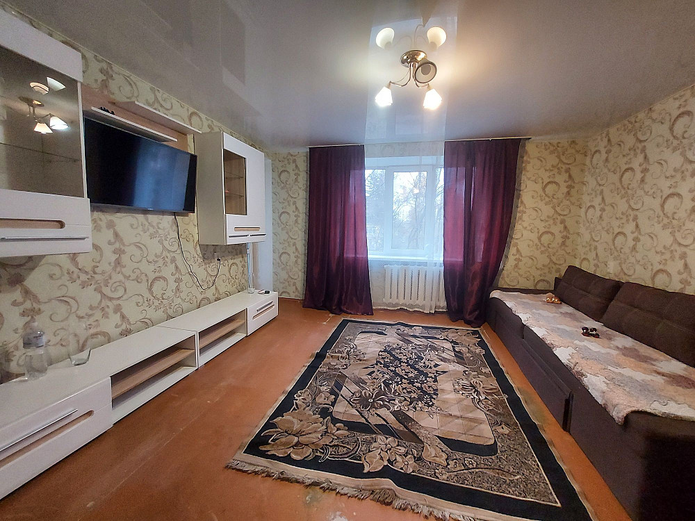 Оренда 2 кімнатної квартири з гаражом в центрі міста Черкаси - зображення 1