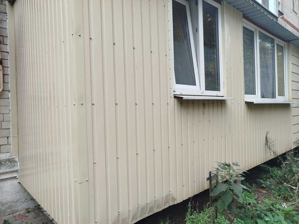 Продам 2к улучшенной планировки центр города Черноморск - изображение 1