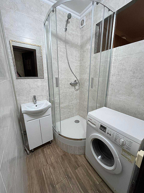 Актуальна оренда 2 кімнатної квартири з ремонтом Володимира Великого Львов - изображение 4