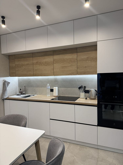 ЖК Севен,  Дніпровська набережна 18а. є генератор. Київ - зображення 6