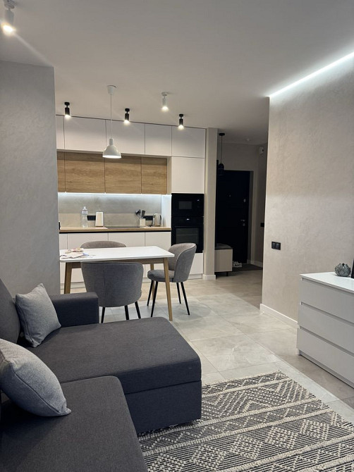 ЖК Севен,  Дніпровська набережна 18а. є генератор. Київ - зображення 5