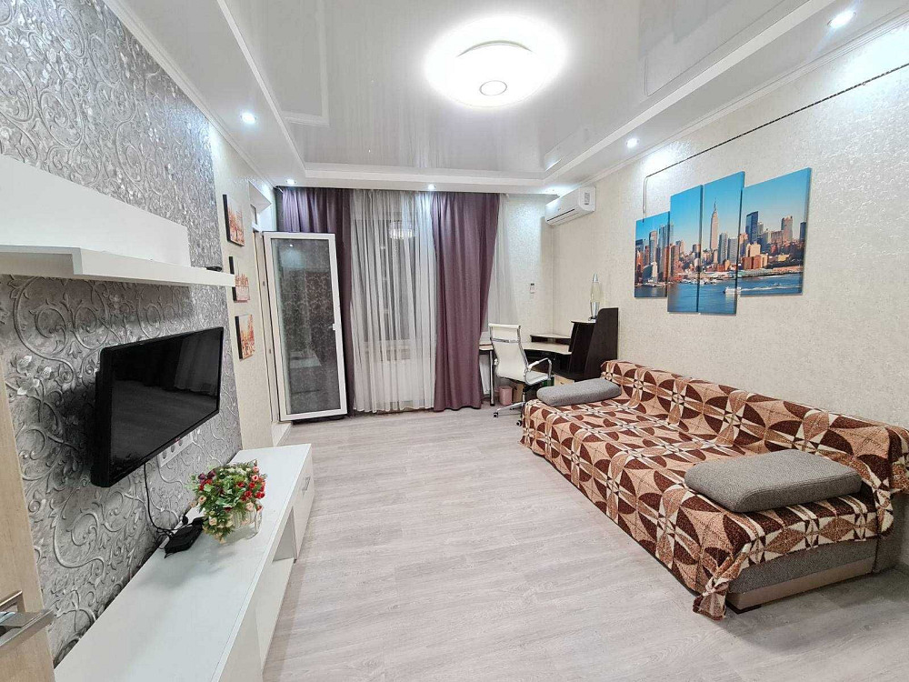 Евро двушка 48м с кухней 20м мебелью и техникой на Радужном Одеса - зображення 5