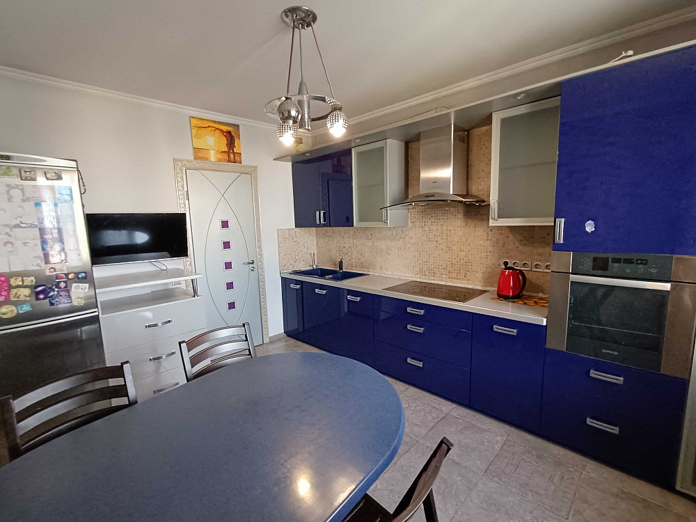 Видовая 3-х к. кв. 106 м2, Драгоманова 12, паркоместо, метро Позняки Киев - изображение 4