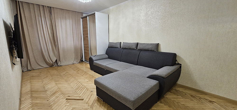 Однокімнатна квартира Вацлава Гавела.Метро Берестейська Киев - изображение 1