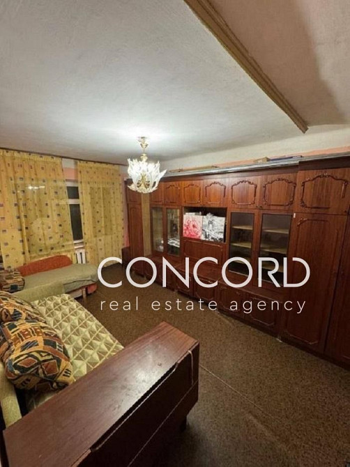 Метро Святошин. Продам 2к Івана Дзюби вул., 2/1 Киев - изображение 1