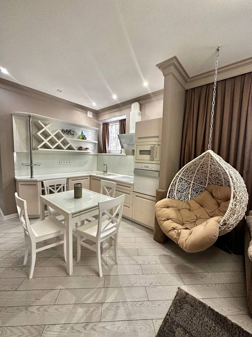 Оренда 2-кімнатної квартири + кухня-студія біля ТЦ «Рязань» Чернівці - зображення 2