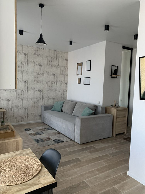 Однокімнатна квартира-студія з панорамними вікнами в ЖК Версаль-парк Ірпінь - зображення 1