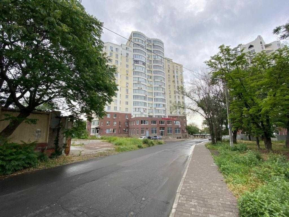 Продам 2-х квартиру в Чорноморську  - изображение 1