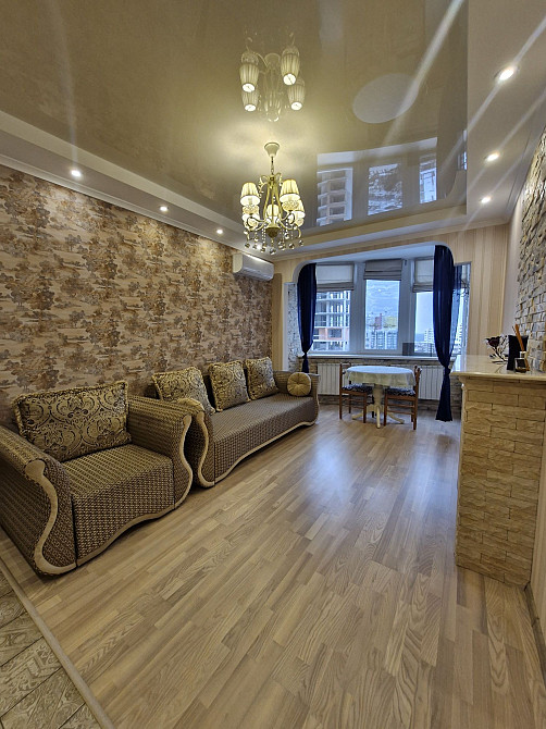 Продаж сучасної однокімнатної квартири в ЖК бізнес-класу Шоколад Бровары - изображение 2