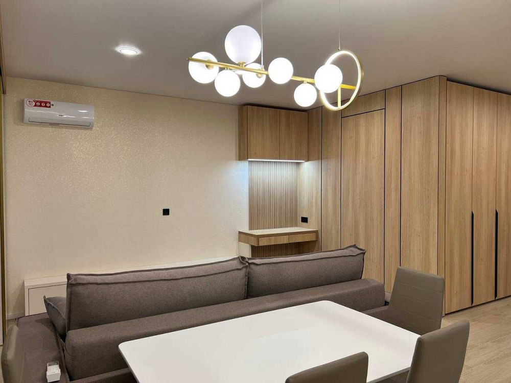 Квартира сучасний ремонт перша сдача Чернигов - изображение 1