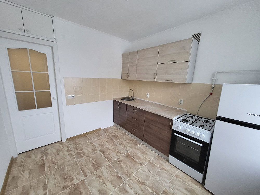 Довгострокова аренда 1-кімнатної квартири в центрі Чернигов - изображение 1