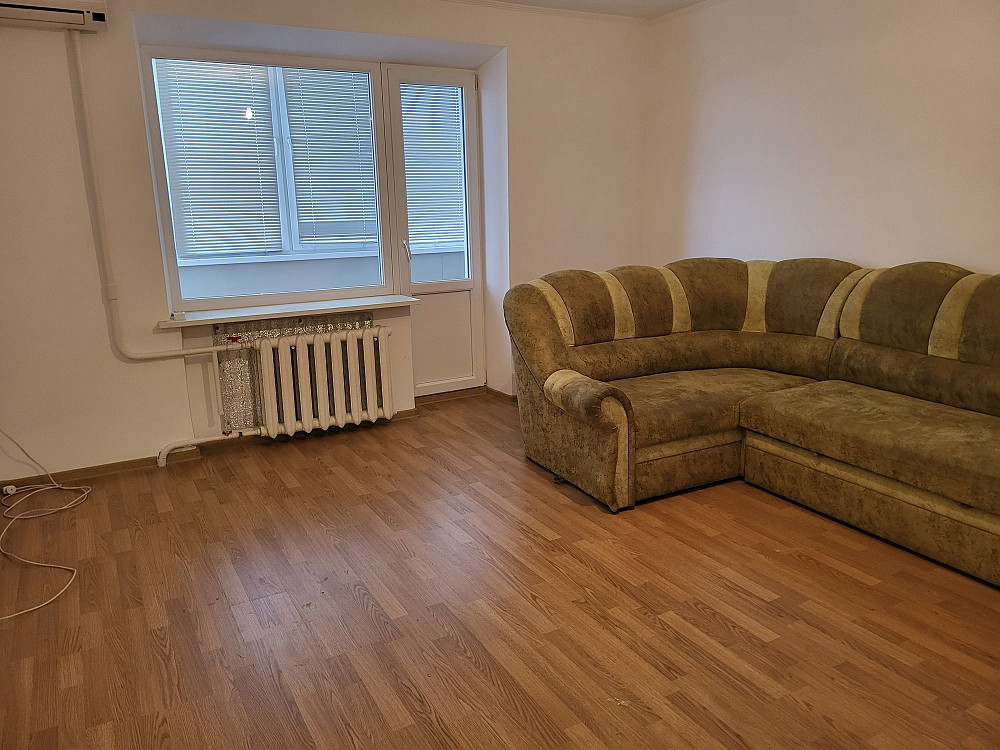 Довгострокова аренда 1-кімнатної квартири в центрі Чернигов - изображение 4