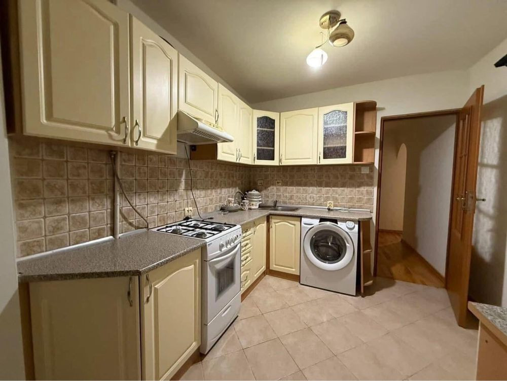 Оренда 2-х кімнатної квартири .Центр міста .Світло не вимикають Ужгород - зображення 1