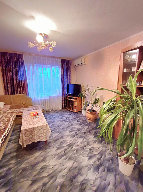 Продам 2-х комнатную " Чешку" на 6/9 в ЦЕНТРЕ Николаев - изображение 1