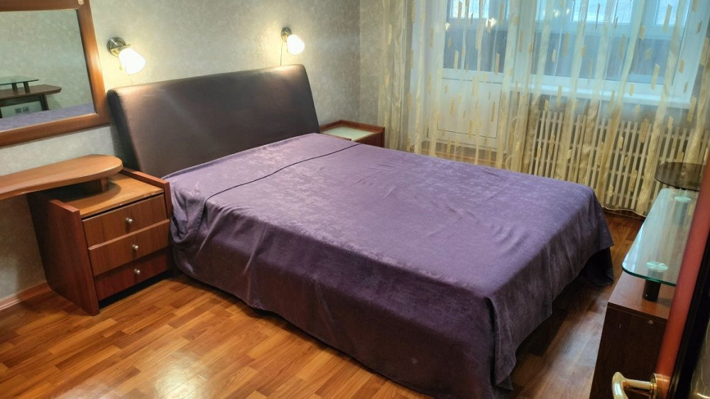 Сдам в оренду трикімнатну квартиру пр. Тракторобудівників 107  - зображення 1