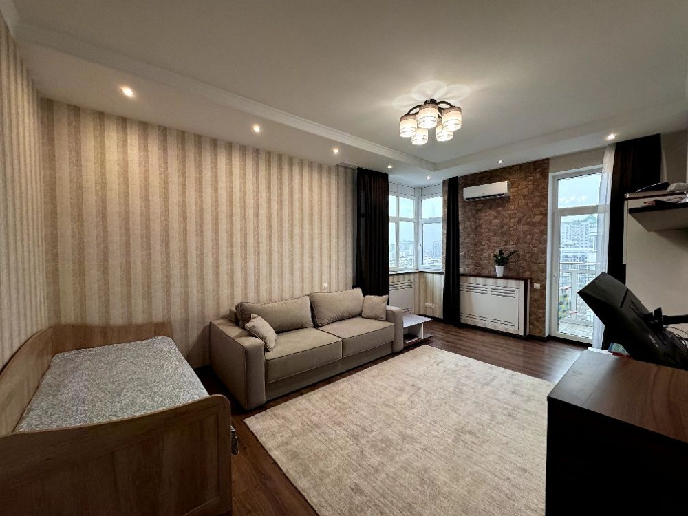 ЖК Французький квартал, Тютюнника Василя (Барбюса Анрі), 53 Киев - изображение 1