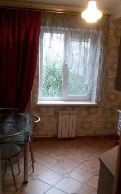 Терміново продається 2 кім квартира до центру 5 хв, Проспект. СВ. Ужгород - зображення 3