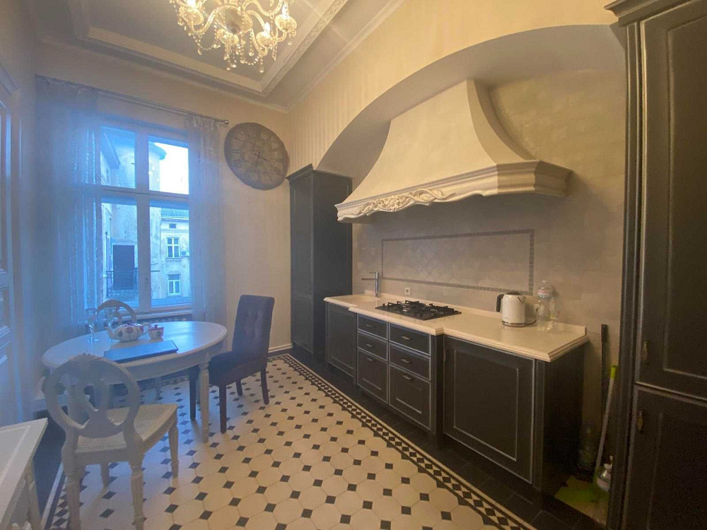 Продаж квартири з ремонтом  в австрійському люксі по вул.Дорошенка Львів - зображення 4