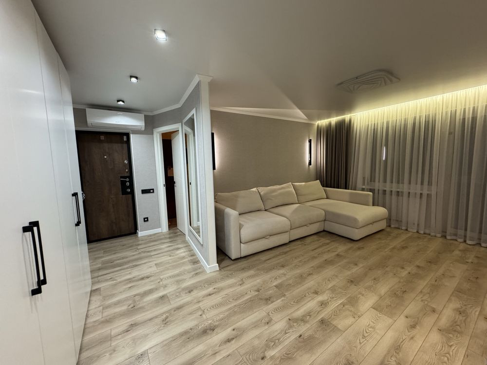 Продам 3-х комнатную квартиру. Бул. Маршала Василевского БМВ Кривой Рог - изображение 1