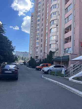 Продам 3-кімнатну квартиру по вул.Голего,б.5 Kyiv