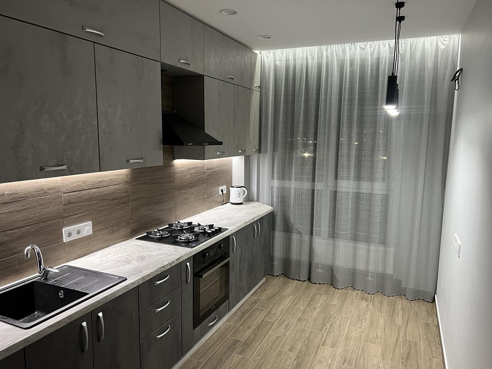 Продам 1-кімн. квартиру в Ж/К Благород с ремонтом, меблями, технікою ! Крюківщина - зображення 1