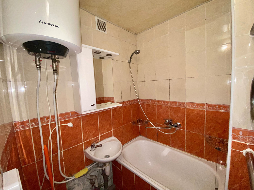 10 мин от метро, Лесной проспект 17Б, с частичным ремонтом Киев - изображение 6