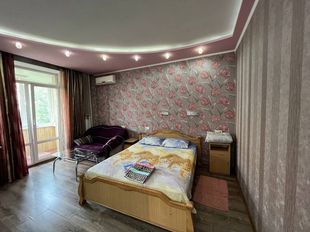 Оренда однокімнатної квартири в Олександрівському р-ні (Соборний 91) Запорожье - изображение 1