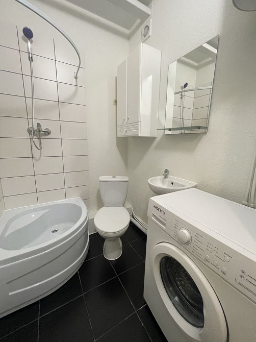 Оренда 1к кв в новобудові з генератором! ЖК The Lakes Ясиноватський 10 Киев - изображение 4