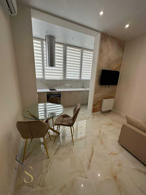 Нова Дизайнерська 1 к в ЖК Бережанський, ст.м.Мінська, ПЕРША СДАЧА Киев - изображение 2