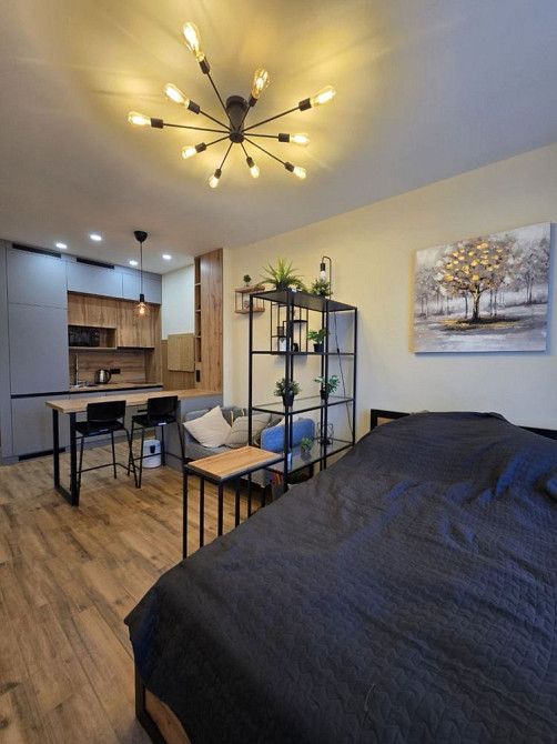 МОЛОДІЖНА студія, МАКСИМАЛЬНА КОМПЛЕКТАЦІЯ, чудовий балкон, посудомийн Чернівці - зображення 2