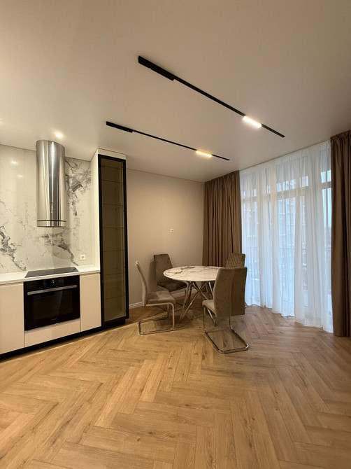 Продаж 2-х кімнатної квартири в ЖК Crystal Ужгород - зображення 1