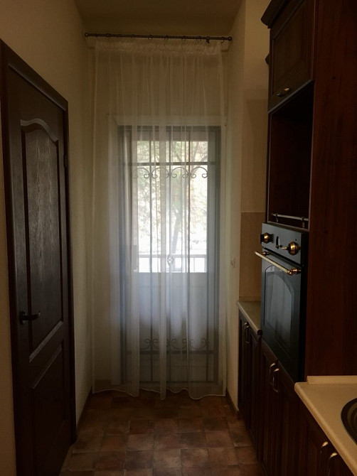 Продаж квартири в центрі міста Львів - зображення 2