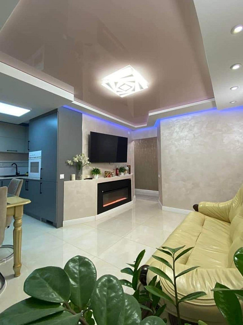 Продаж 3к квартири Каменец-Подольский - изображение 1