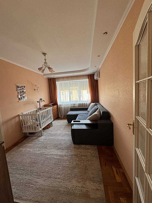 Затишна 2-кімнатна квартира (пр.Перемоги 11) Луцьк - зображення 2