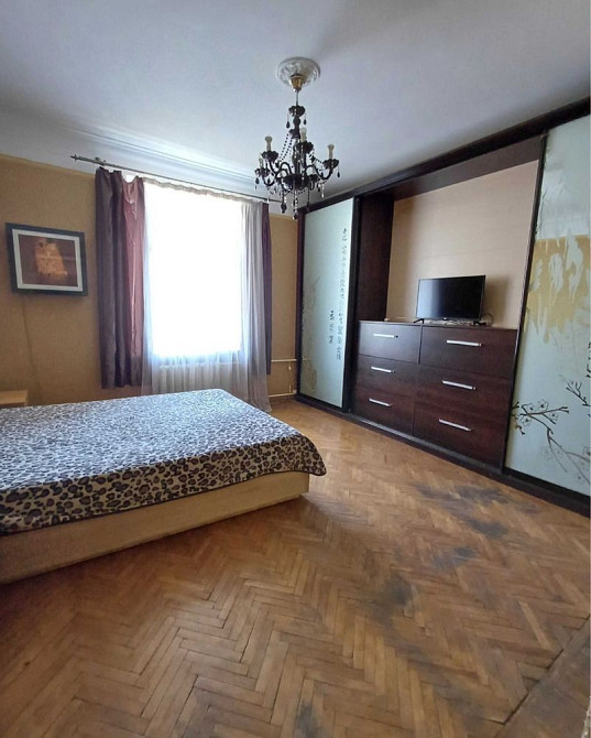 Дом со шпилем! Конституции 2/2! Продам 3к 86 м2 Харків - зображення 2