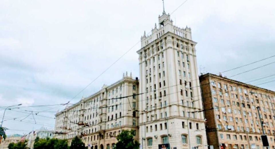 Дом со шпилем! Конституции 2/2! Продам 3к 86 м2 Харків - зображення 8