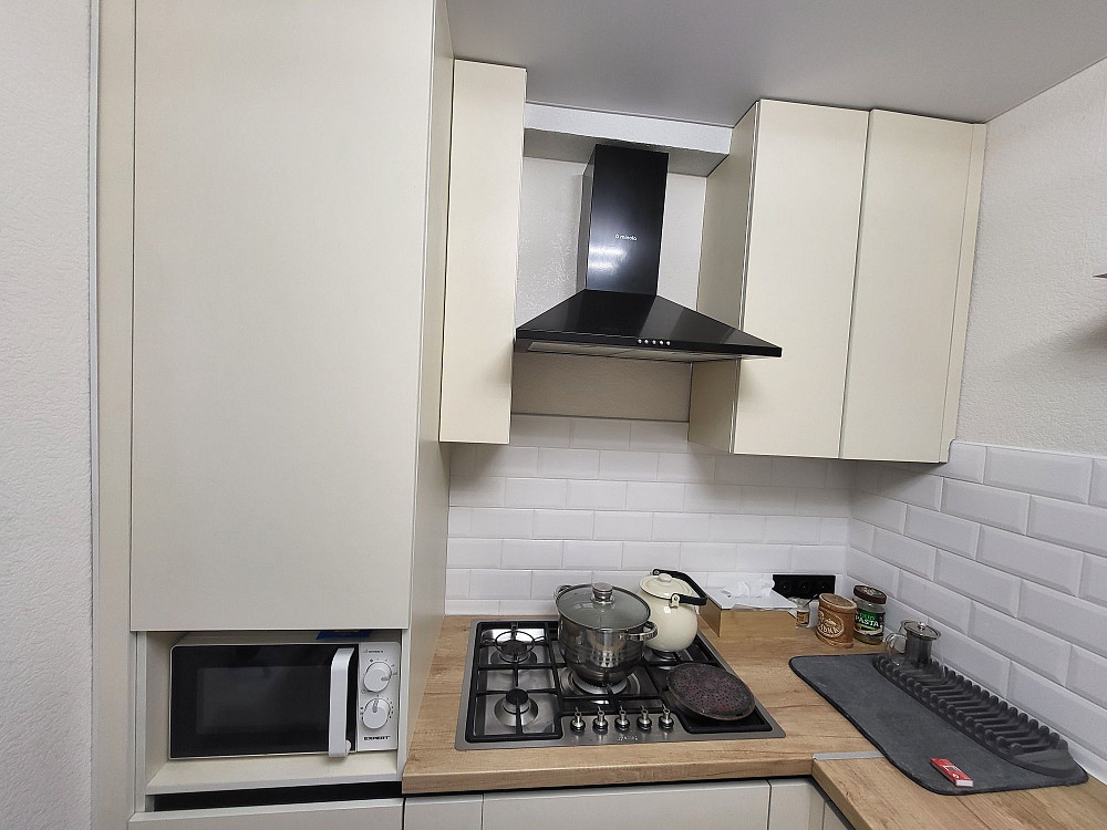 Продам трёхкомнатную квартиру. Черёмушки. Каменское (Запорожская обл.) - изображение 1