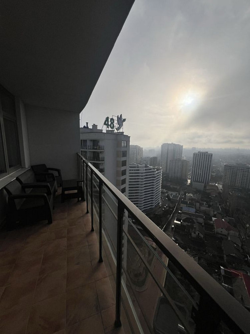 Продам 43 жемчужина на каманина дорогой ремонт террасса рядом парк Одеса - зображення 4