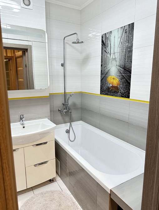 Комфортная 1-комн кв _Радужный_ЖК на Левита Лиманка - изображение 2