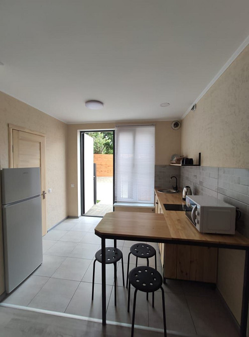 Помісячно. Студія 16 ст. Великого Фонтана, Фонтанська дорога Одесса - изображение 1