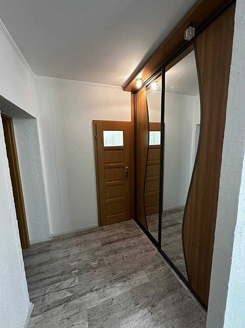 Оренда 2к Виставка \ для порядних людей 13000 грн. Хмельницький - зображення 3