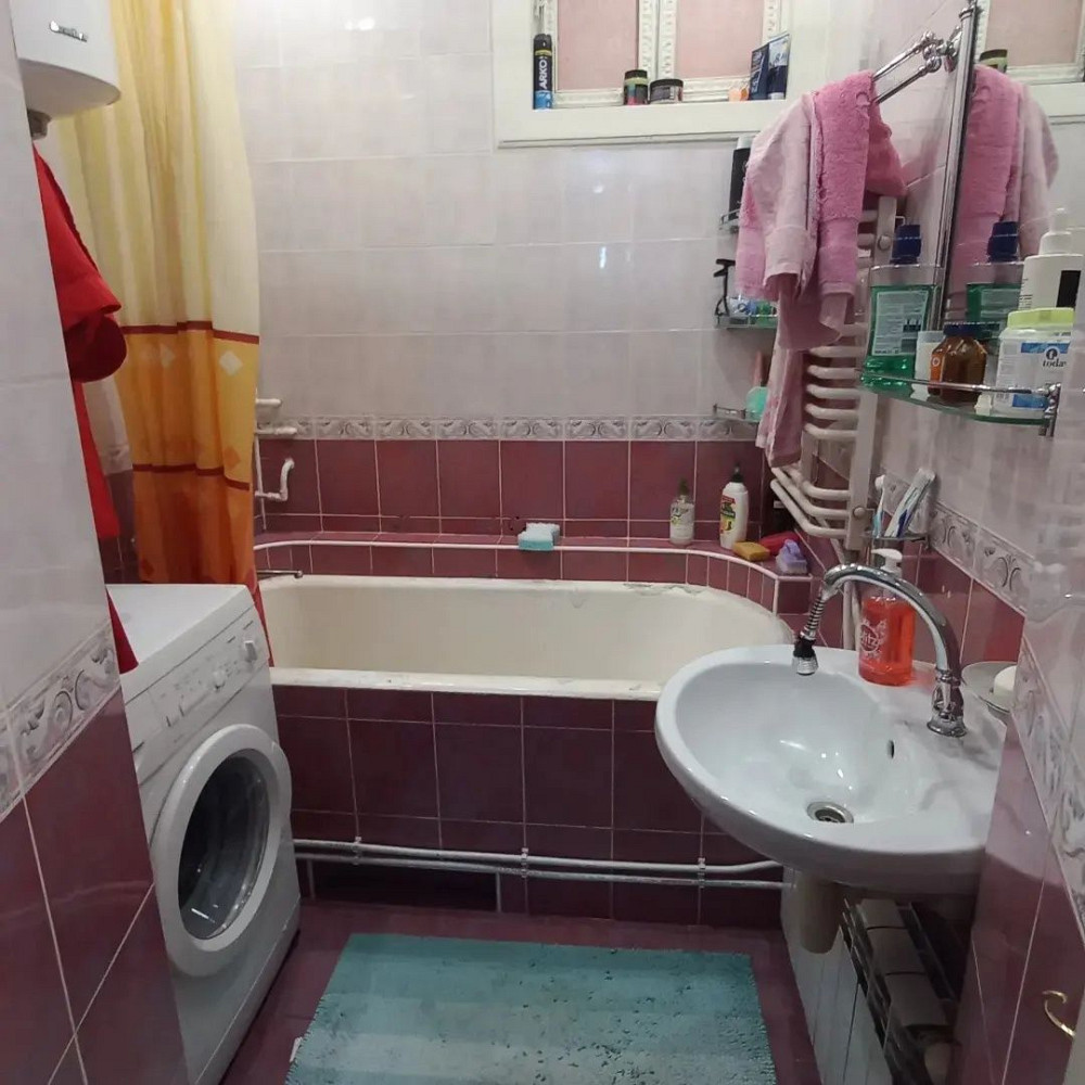 Оренда великої  ДВОкімнатної квартири Черновцы - изображение 6