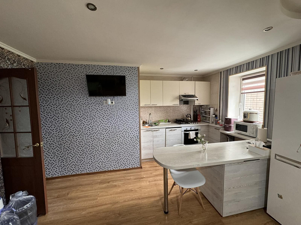 Продам терміново трикімнатну квартиру, центр, р-н Сільпо Новомосковск - изображение 4