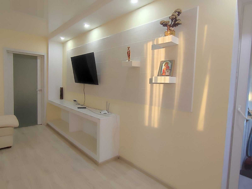 Цена снижена! 1 ком. кварт. Улучшенная планировка 5 Заречный Кривий Ріг - зображення 4