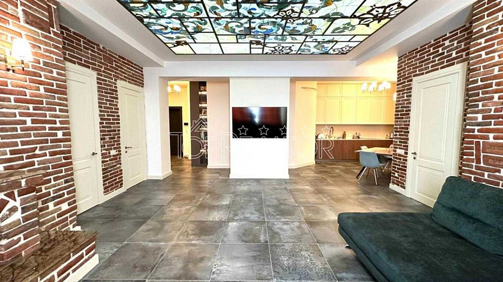 Продам 3-комн. студийную квартиру Дом на набережной! Центр Харків - зображення 2