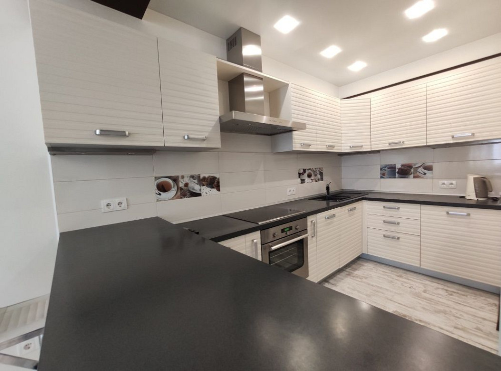 Без % 54м2 Євродвушка Анни Ахматової 34 Осокорки Позняки Киев - изображение 1