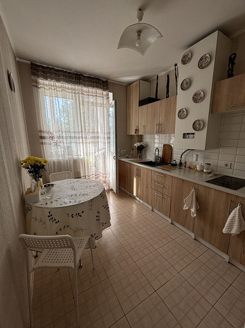 Продам квартиру з ремонтом в центральній частині міста. Поряд 3 парки Ирпень - изображение 2