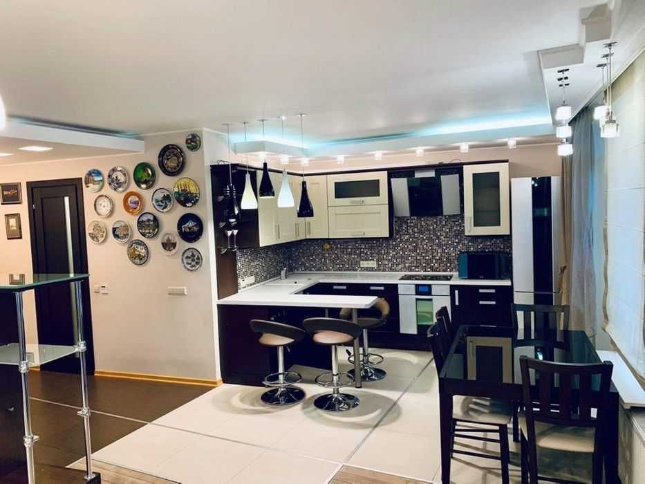 Сдаётся просторная 2х квартира по ул. Августна Волошина Киев - изображение 4