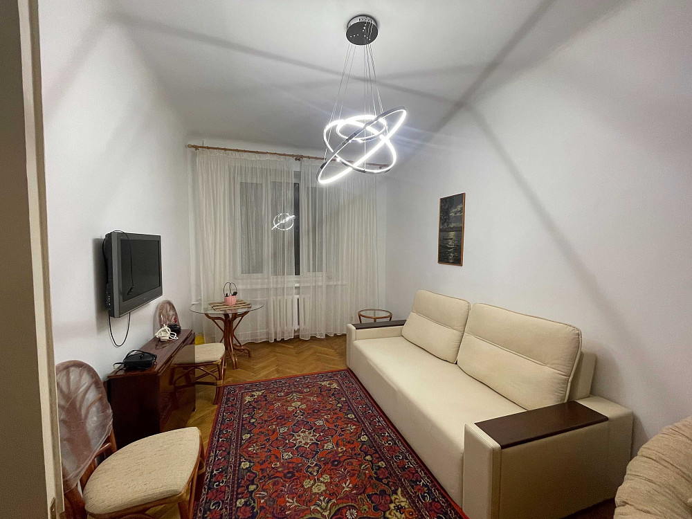 Оренда 2к квартири  вул. Микільсько-Ботанічна 17/19 Голосіївський р-н Киев - изображение 1